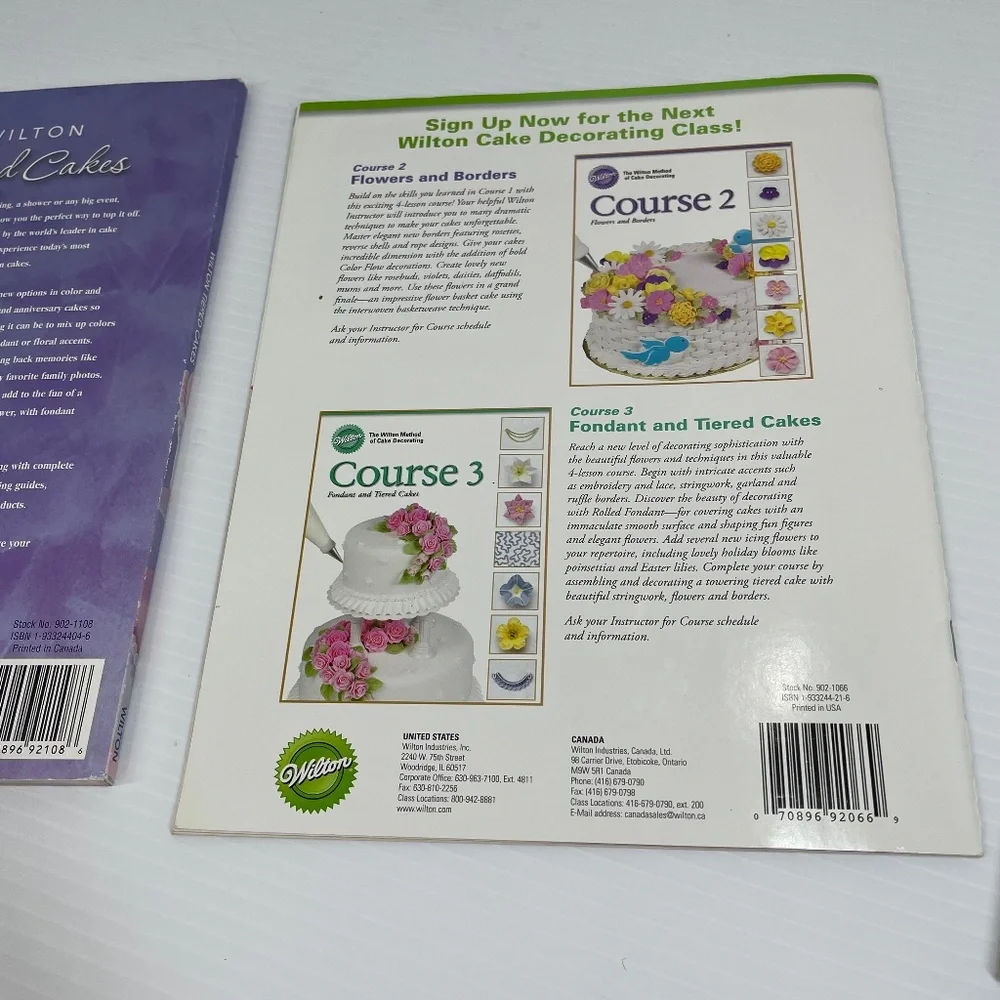 Set of 4 Cake Decorating Books - Picture 8 of 11